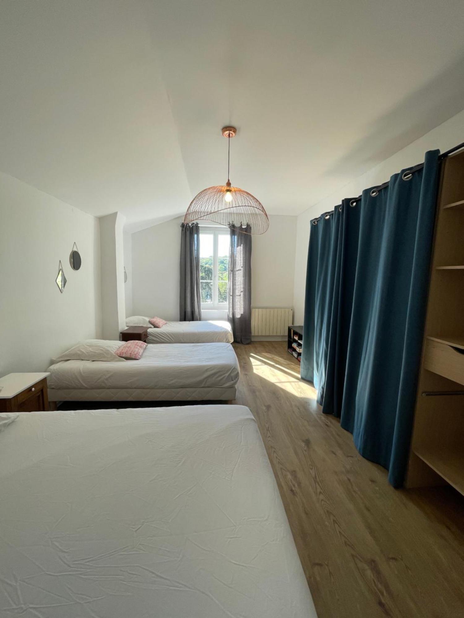 Maison A Avec Jardin Privatif Dans Domaine Des Crozes Vienne  Bagian luar foto